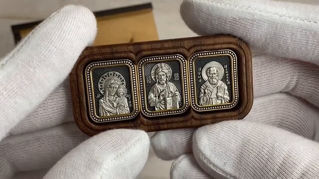 Дорожная икона "Вседержитель, Казанская икона Богородицы, Святитель Николай" смотреть онлайн