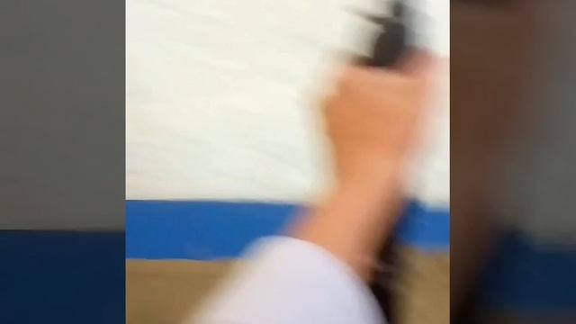 звук затвора АК смотреть онлайн