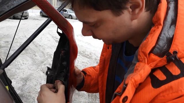 Как снять задний фонарь на Ниссан Ноут Nissan Note смотреть онлайн