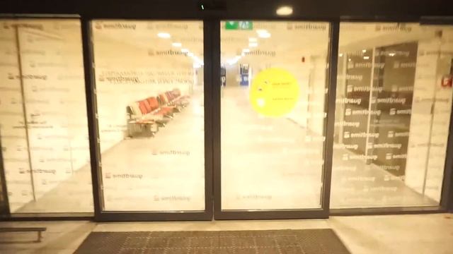 BEST SMALL AIRPORT || TALLINN AIRPORT REVIEW || DEPARTURE AND ARRIVAL SECTIONS.