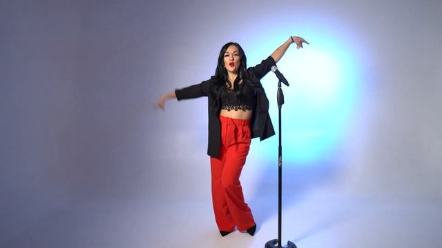 Вокалистка Ольга Кочура на ваш праздник смотреть онлайн