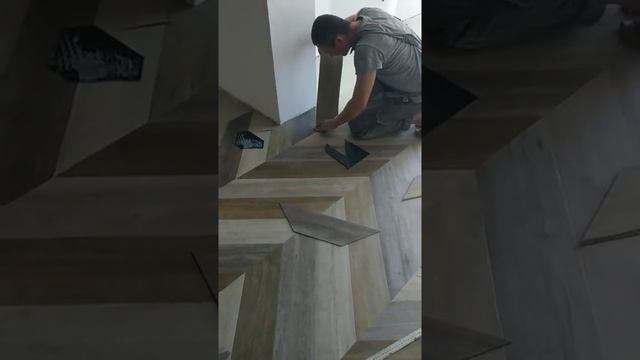 ПВХ плитка. Укладка Ёлки. смотреть онлайн