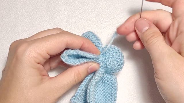 ?ЗАЙЧИК ИЗ КВАДРАТА СПИЦАМИ?ЁЛОЧНАЯ ИГРУШКА/bunny knitting/Häschen stricken смотреть онлайн