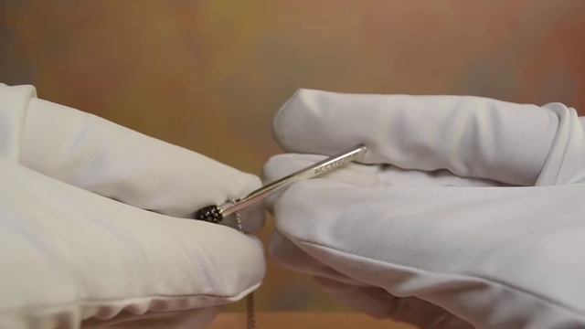 Золотая подвеска Спичка на цепочке плетения Якорь с бриллиантами и гравировкой Accendimi смотреть онлайн