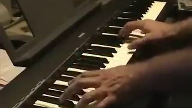 Yamaha NP-30 Keyboard Demo смотреть онлайн
