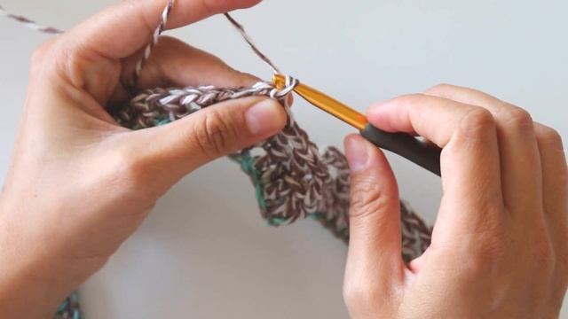 The Easiest Poncho / Crochet Free Pattern смотреть онлайн