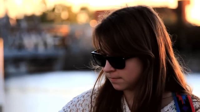 Julianna Riolino - 'Sunset Song' (Street Folk Sessions) смотреть онлайн