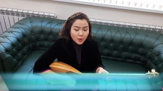 Давайте ценить талант молодых людей, а не их знание казахского языка. смотреть онлайн