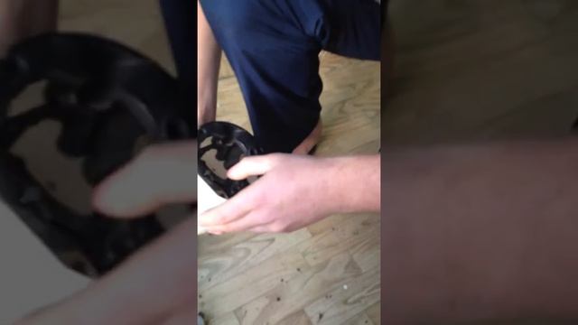 разборка топливной колбы ауди 2.0 Tfsi