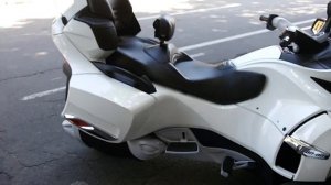 РОДСТЕР BRP SPYDER - ТРЁХКОЛЁСНЫЙ МОТОЦИКЛ БУДУЩЕГО! ТРИЦИКЛ СПОРТИВНАЯ МОТОТЕХНИКА