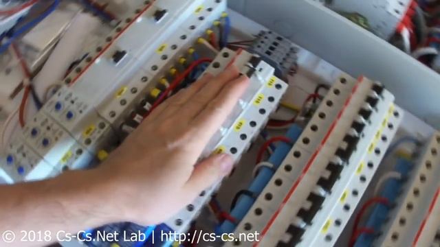 Cs-Cs: Щиты в Орёл и Санники (почему не надо экономить на щитах и кабелях) смотреть онлайн