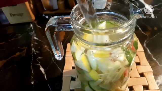 Lemon, ginger, Cucumber, Kiwi, Apple and carrot Detox water - Sidra Mashkoor смотреть онлайн