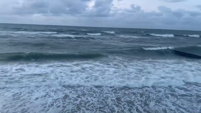 Читаю стихотворение Петра Исаевича Вейнберга "Море" смотреть онлайн