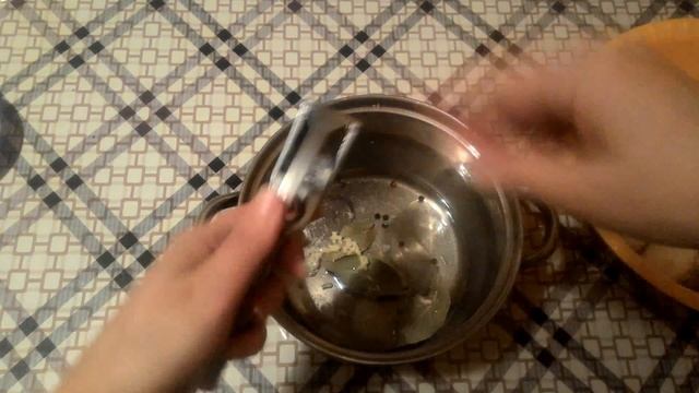 Маринованные грибы. смотреть онлайн