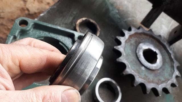 Самодельная фреза. Подгонка корпусных подшипников. смотреть онлайн