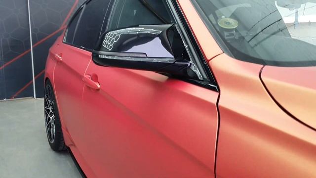 BMW wrapped in Matte Sunset Shift смотреть онлайн