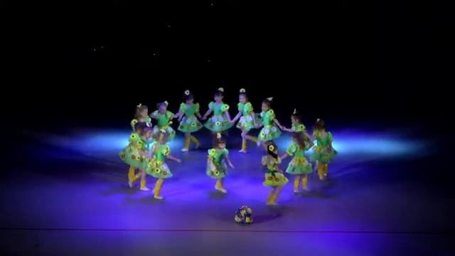 BabyDance - Уфа: " Цветочная фантазия"(средняя группа -филиал ТЦ Башкортостан) смотреть онлайн