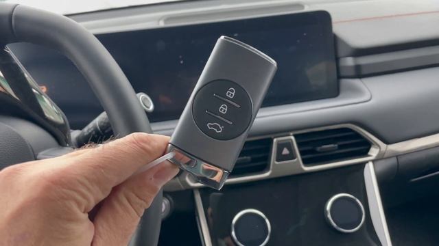 Штатный автозапуск на EXEED смотреть онлайн