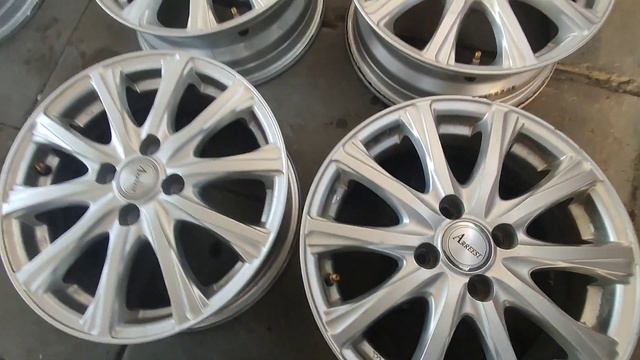 Диски r15 4x100 5.5JJ ET42 DIA73.1 Япония смотреть онлайн