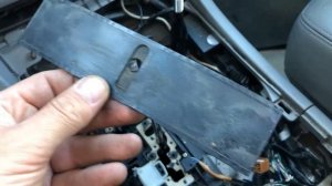 Снятие консоли АКПП Toyota Land Cruiser 100