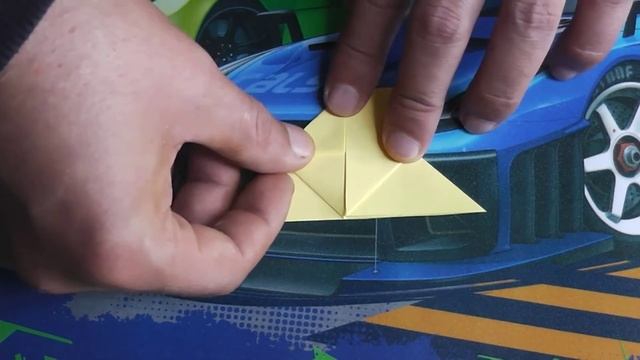 Оригами из бумаги закладка уголок с кошкой для книг и личного дневника. Origami bookmark with cat. смотреть онлайн