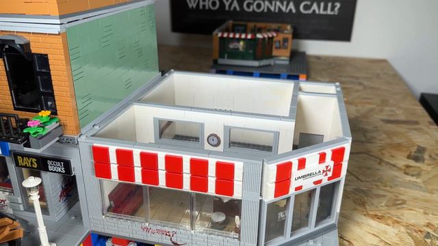 LEGO RESIDENT EVIL - Das Labor der UMBRELLA CORPORATION - Ausbruch der Zombies in der Movie City смотреть онлайн