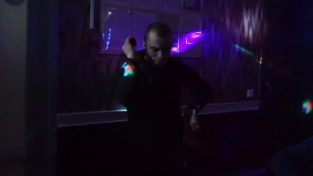 Кафе Бар "Рандеву" ...Увезите меня на дип хаус.... смотреть онлайн