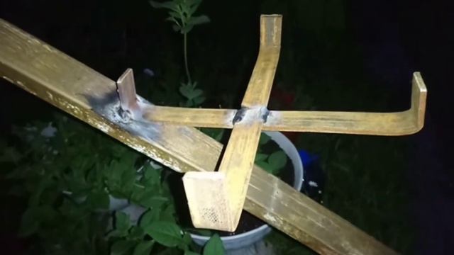 Дуга для петуний(переделываем подставки под петунии, делаем больше)/аромат петуний/крошу салаты, ок смотреть онлайн