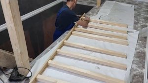 Как собрать балюстраду лестницы из дерева. Перила, поручни, лестничное ограждение.