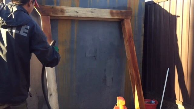 Наружние деревянные откосы окна. Оконный портал. смотреть онлайн