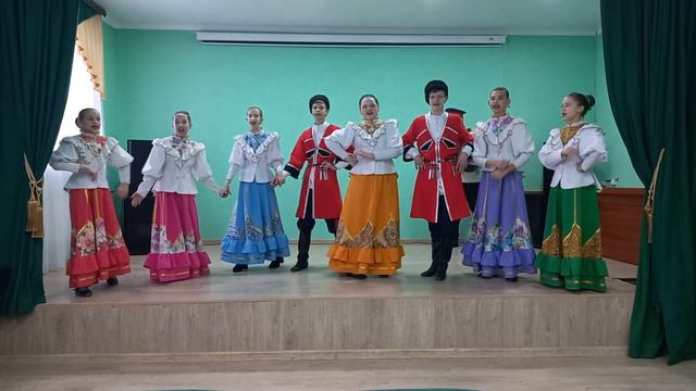 Образцовый ансамбль казачьей песни "Вольница- kids" смотреть онлайн
