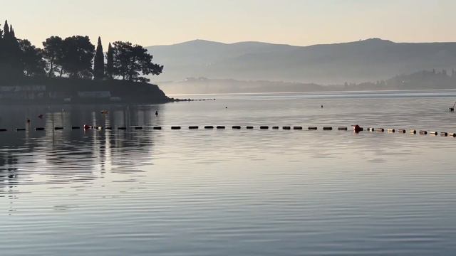 What’s the Tivat morning look like? Watching sunrise 🌅 and fishing 🎣 in Tivat Montenegro 🇲🇪 смотреть онлайн