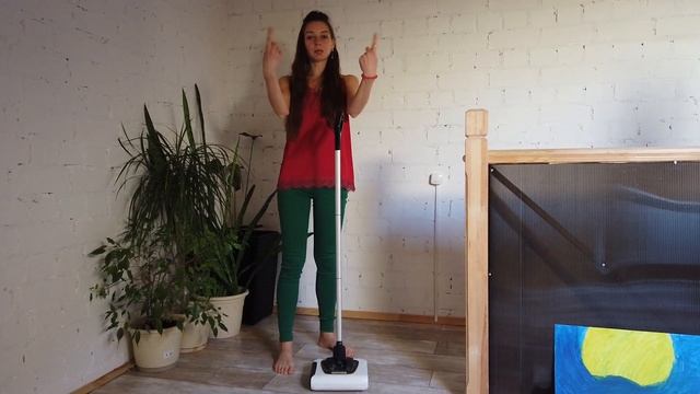 Мой дешевый и не ломающийся электровеник. Беспроводной электровеник. Беспроводной пылесос. смотреть онлайн