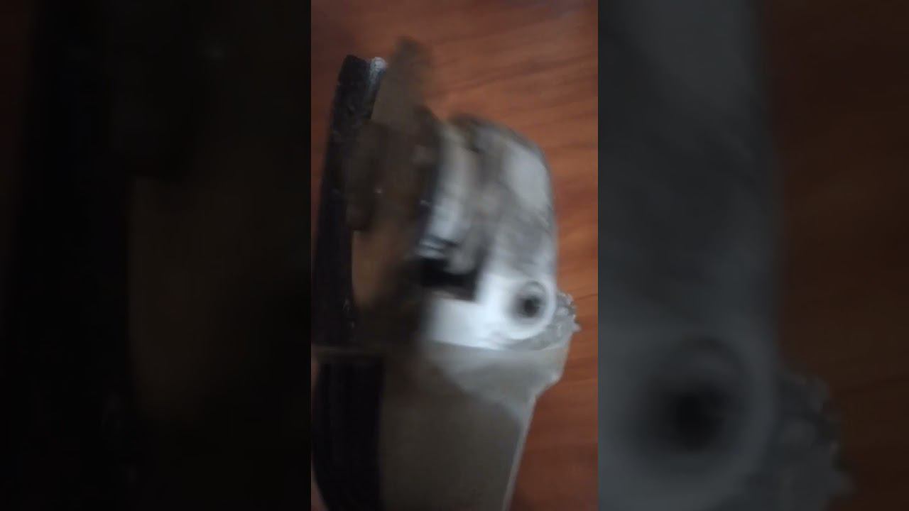 КРИВО ПИЛИТ БОЛГАРКА (Замена подшипника на редукторе) #ремонтинструмента @Evgen_Master смотреть онлайн