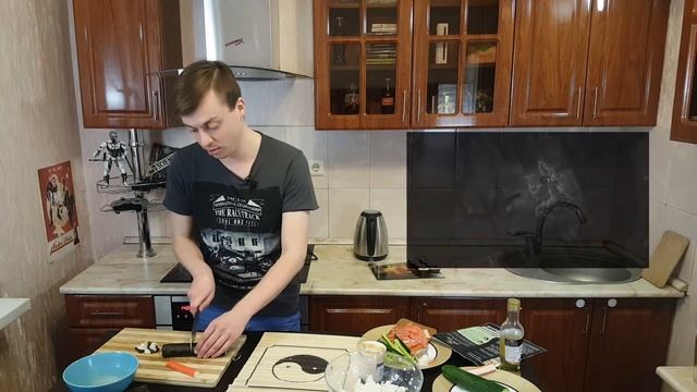 Роллы и японские игры смотреть онлайн