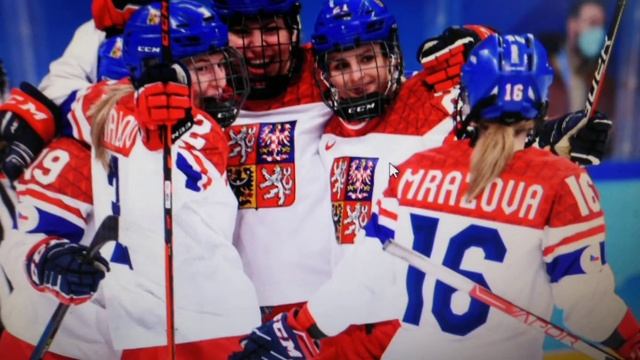 Хоккей. Олимпийские игры 2022.Женщины .1 ДЕНЬ ТУРНИРА. смотреть онлайн