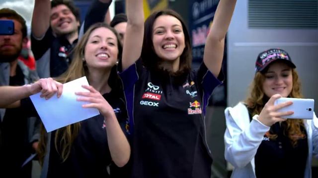 Why Daniel Smiles - Infiniti Red Bull Racing driver Daniel Ricciardo | AutoMotoTV смотреть онлайн