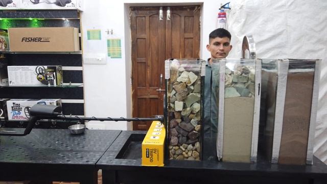 Bounty Hunter Tracker 4 Metal Detector - Air Test смотреть онлайн