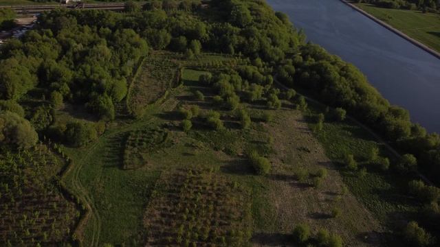 Парк Коломенская и набережная Курьяново смотреть онлайн