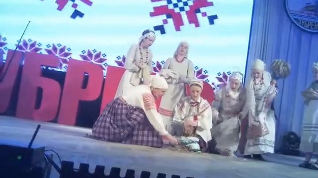 Мілавіца - Абрад "Жніво" - 27.03.2019 - зубронак смотреть онлайн