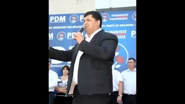 В Единцах состоялся концерт, обманем избирателя в очередной раз. Организованный ДПМ. смотреть онлайн