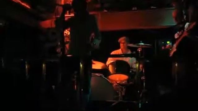 Glen Baker Singer Harmonica player covers tracy chapman revolution live at the porter house dublin смотреть онлайн