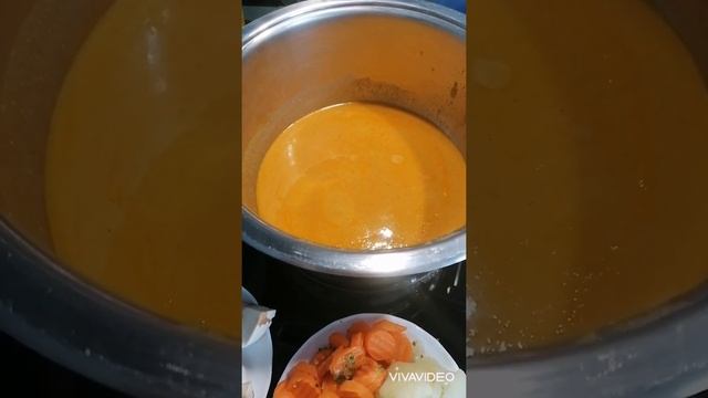 Roi Thai паста суп