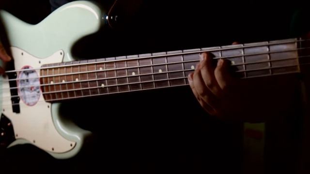 #541 Michael Jackson - You are not alone // bass cover смотреть онлайн