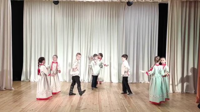 Ансамбль Народного Танца Иван да Марья. "Жили у бабуси" 7-10 лет смотреть онлайн