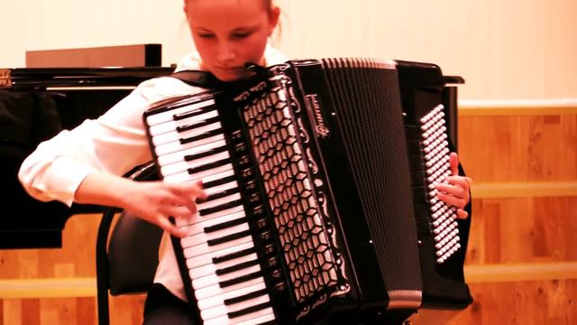 Й.Кола 