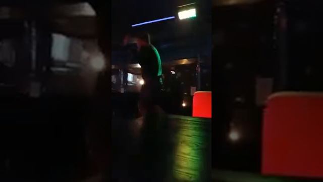 зола-дельфин-я люблю людей смотреть онлайн