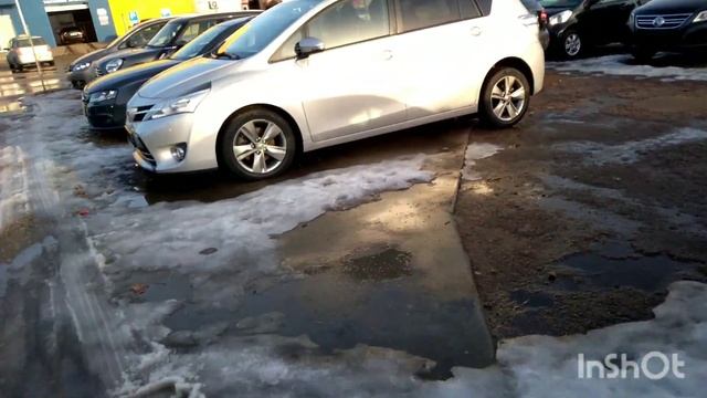 Тойота Королла Версо + минивены