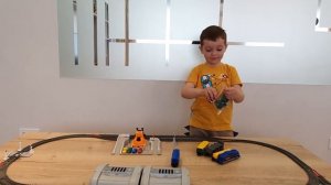 Распаковываем железную дорогу Power Trains