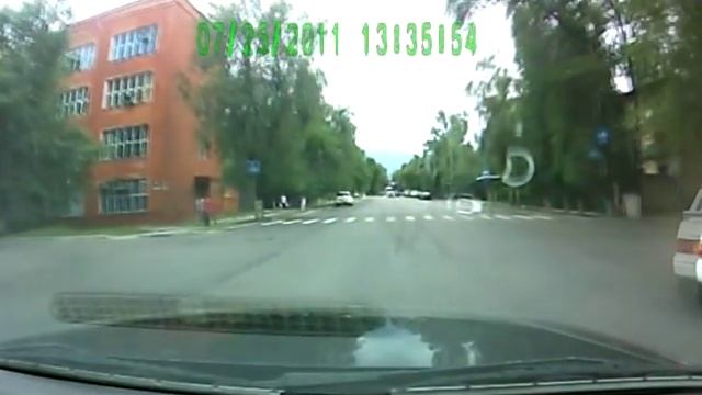 ДТП_Алматы_Чапаева-Батанический_25_07_11.mpg смотреть онлайн
